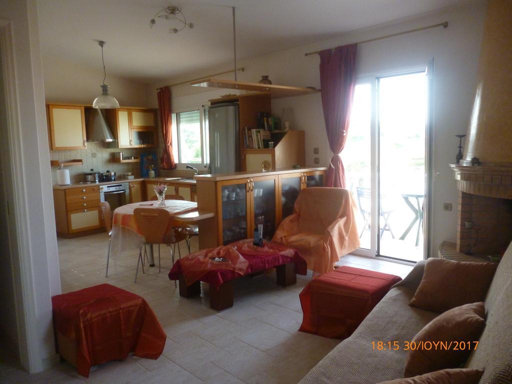 Villa Perigiali Seaside Vromopousi Esterno foto